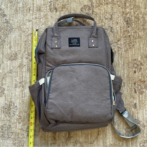 Stylish Unisex Diaper Organizing Bag by Land - Picture 8 of 15